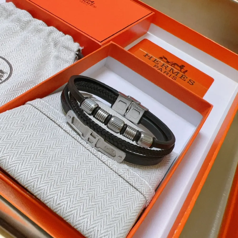 New product on sale The latest Hermès bracelets and bracelets