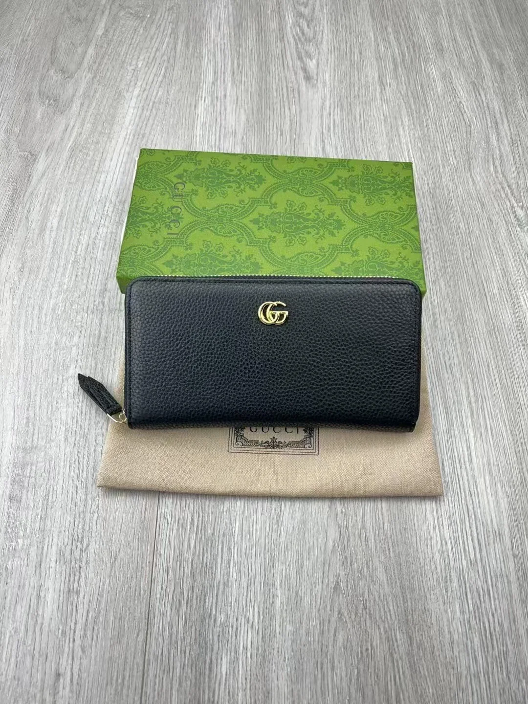 Gucci Twist