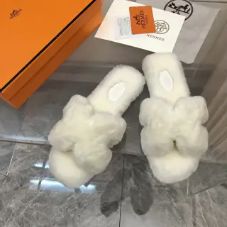 Hermès slippers