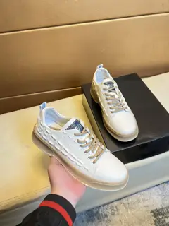Gucci sneakers. Counter purchase Casual Original leather imported from Italy