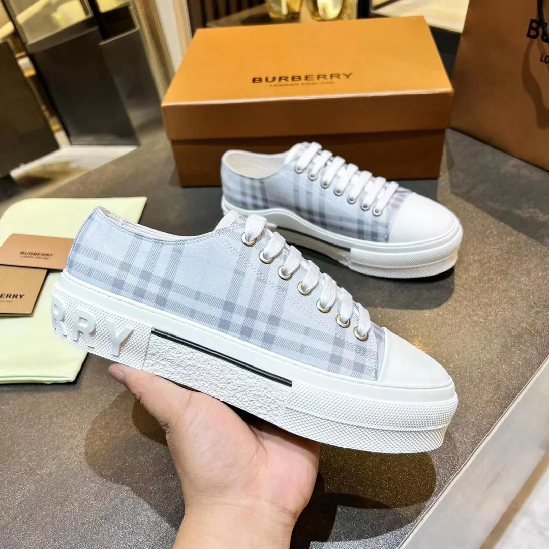 BURBERRY Retro plaid cotton sneakers