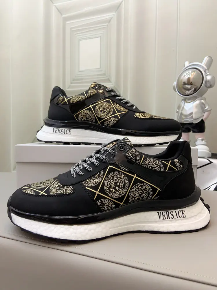 Versace latest casual sneakers for men