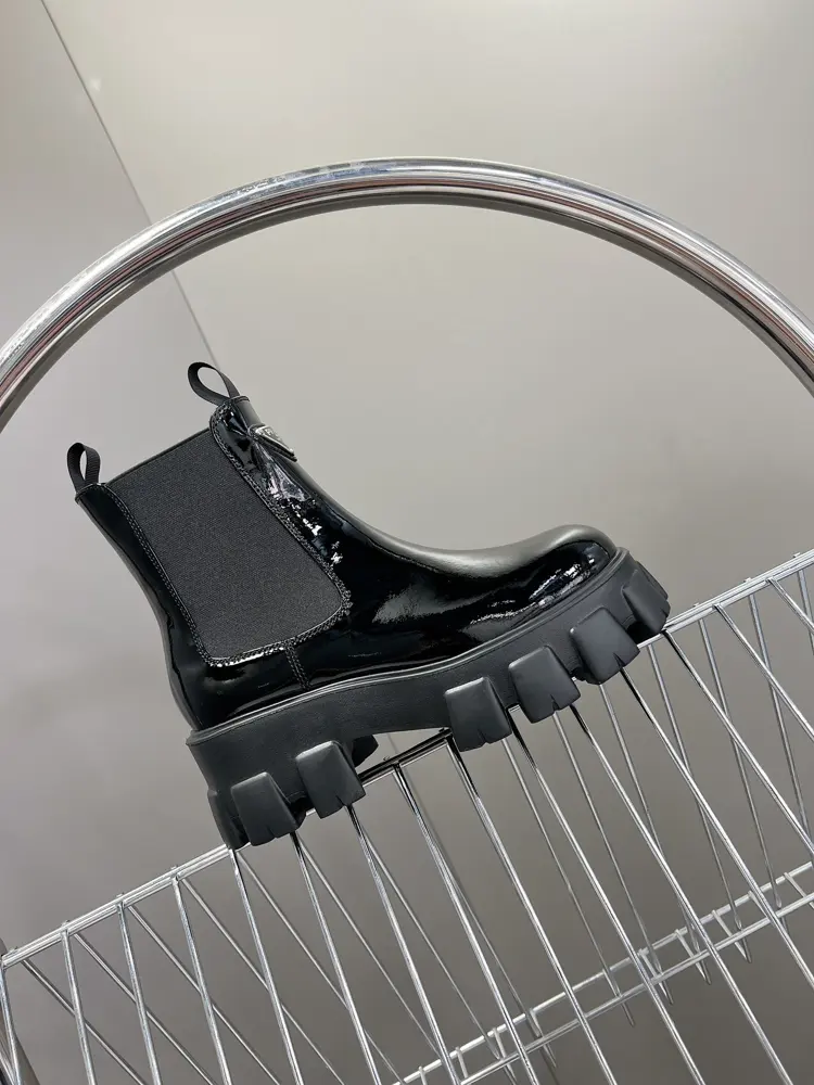 PRADA top version platform thick bottom pocket triangle label couple boots
