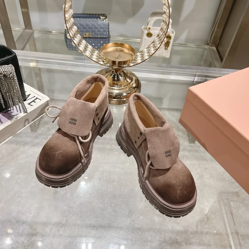Miu Miu Miu thick-soled short boots 24ss new British style lace-up boots