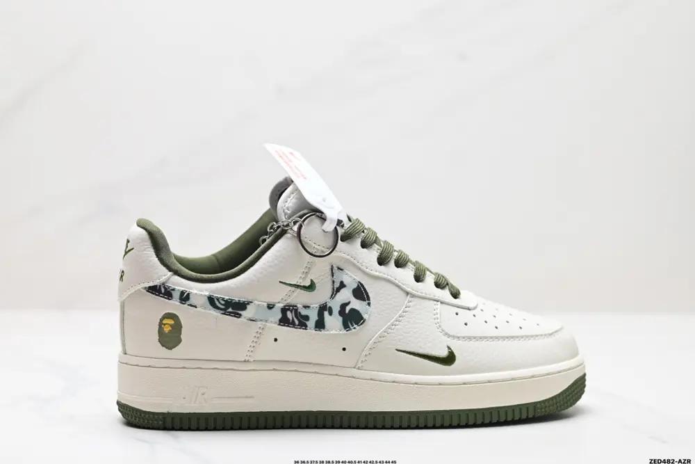 NIKE AIR FORCE 1’07 Sneakers DF0188-012