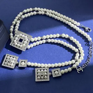 Chanel Small Double C Diamond-encrusted Square-shaped Diamond-encrusted Pearl Tassel
