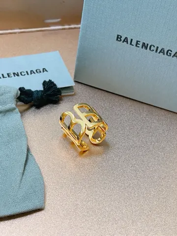 Balenciaga ring