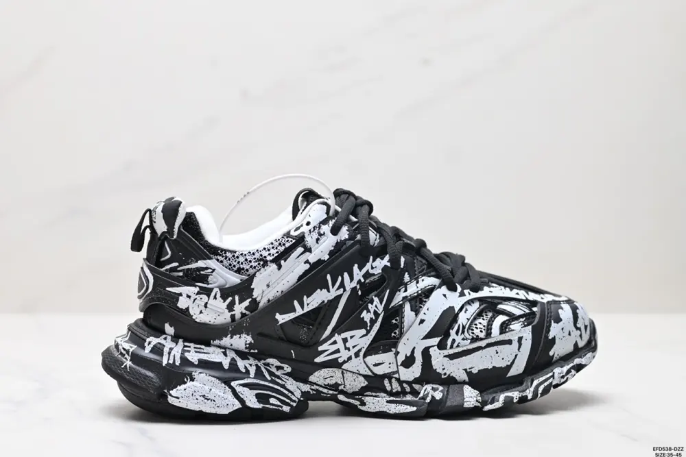 Balenciaga Original accessories 542023