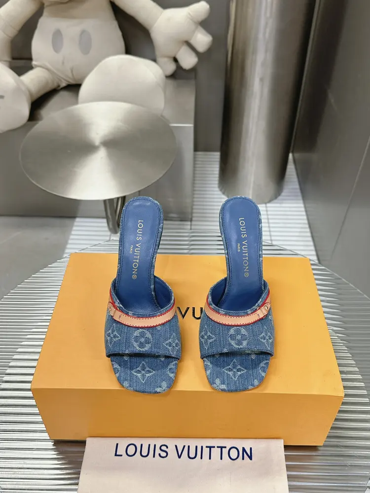 Louis Vuitton high-heeled slippers