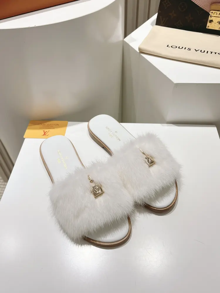 Louis Vuitton full leather flat open toe sandals