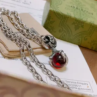 The latest Gucci necklace with a higher grade chain