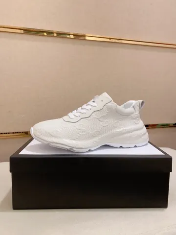 Gucci casual and fashionable men’s shoes