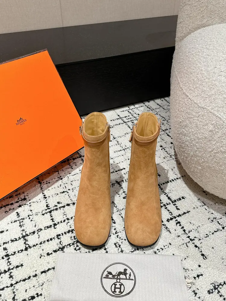 Hermès autumn and winter new kelly buckle short boots