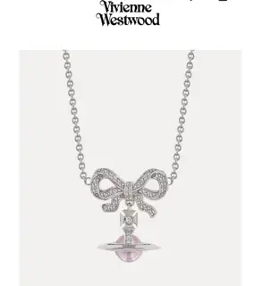 Vivienne Westwood Classic Saturn Necklace