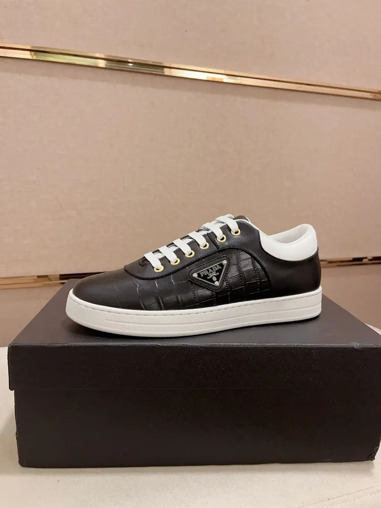 Prada casual fashion men’s shoes