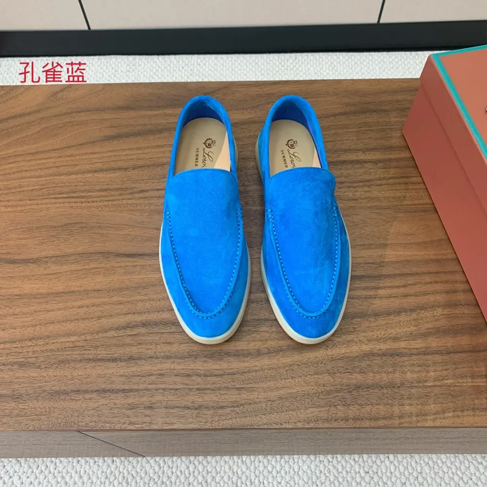 Loro piana smooth loafers. Italian top-grade cashmere is retro