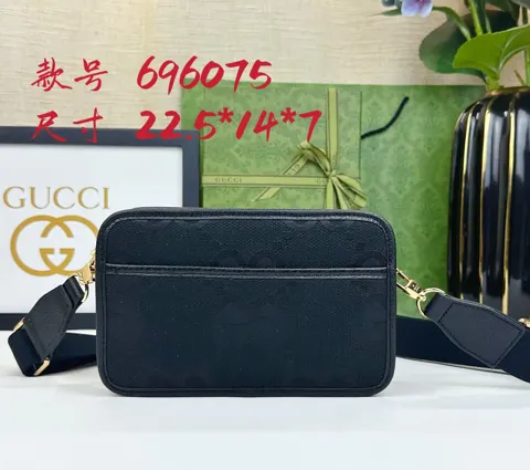 Gucci Twist