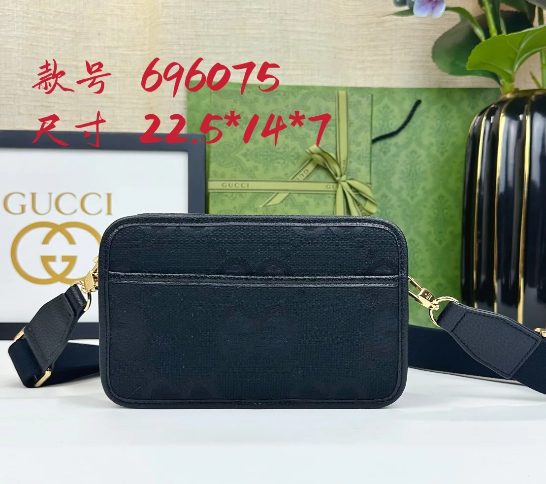 Gucci Twist