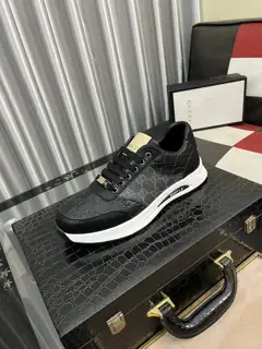 Gucci casual shoes are absolutely hot The ultimate matching item for trendy men