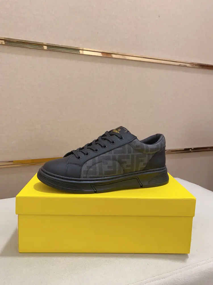 FENDI casual sneakers