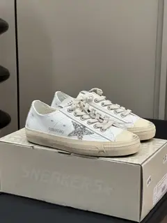 Golden Goose dirty shoes are all classic styles