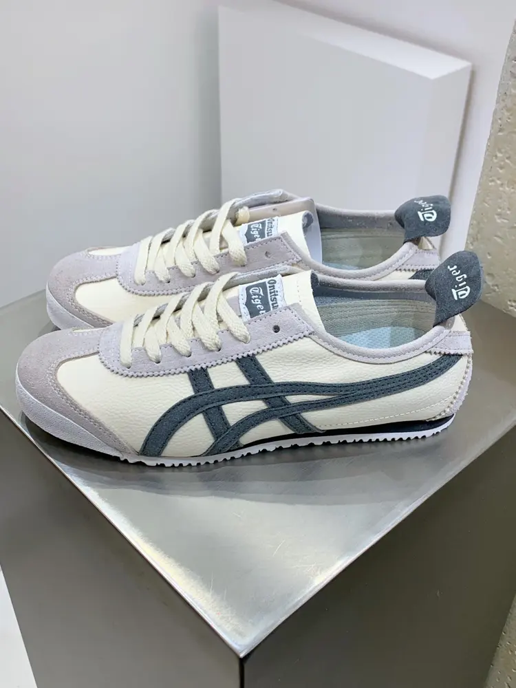 Asics Using soft grain cowhide leather combined with suede trim upper material#Embedded 1183B391-100