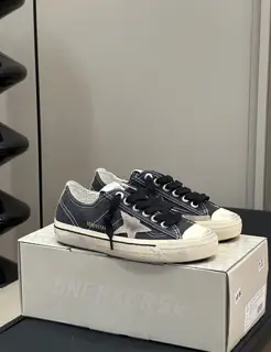 Golden Goose dirty shoes are all classic styles