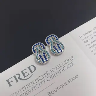 FRED diamond 8-shaped buckle earrings