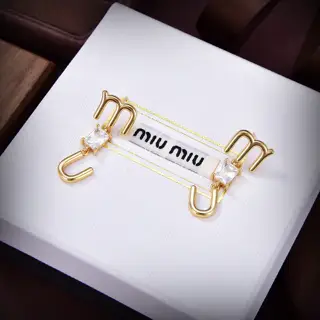 miumiu letter earrings