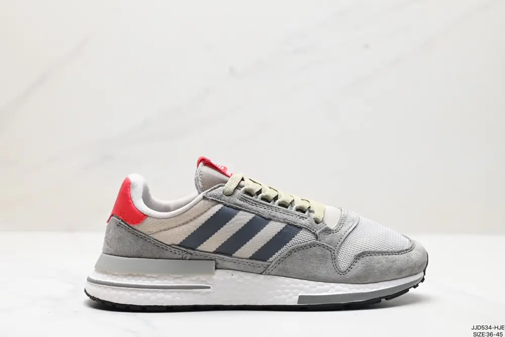 Adidas ZX500 RM Boost Adidas Friends and Family Limited Running Shoes Continuing the retro B42299