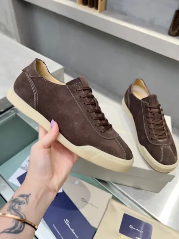 The Santoni leather goods brand originated in 1975. The founder