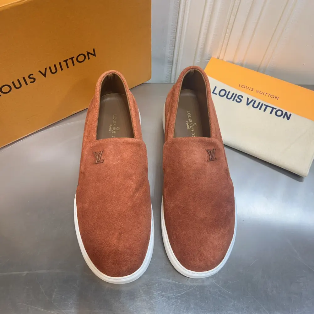Louis Vuitton casual fashion men’s shoes