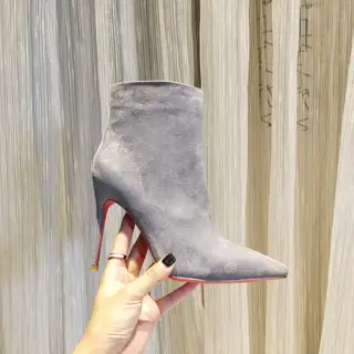 Christian Louboutin high-mercer cashmere surface sexy fashion rivet boots simple and