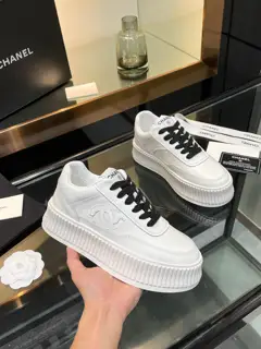 Chanel full leather panda color white shoes casual sports shoes original purchase