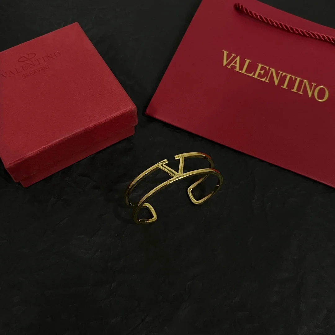 Valentino bracelet