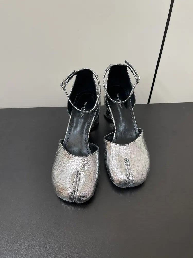 Maison Margiela mm6 retro ankle strap hollow high heel split toe sandals