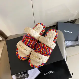 Chanel sandals are the best on the market. This is the first time I have seen shoes that