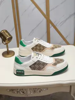 GUCCI casual shoes. The upper
