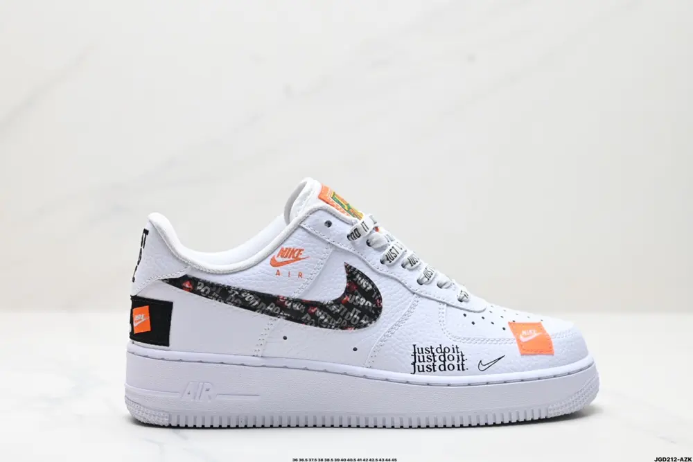 NIKE AIR FORCE 1’07 Sneakers AR7719-100