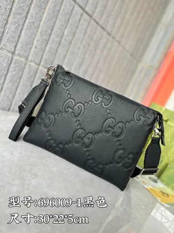 Gucci Shoulder Bag