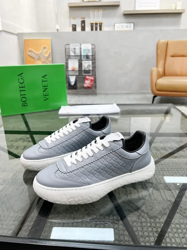 BOTTEGA VENETA popular sports shoes