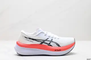ASICS MAGIC SPEED 4 stable running shoes have a double-layer jacquard mesh design on the 1012B676-500