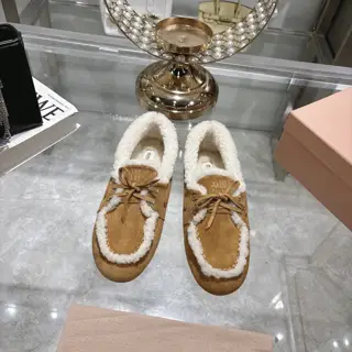 Miu Miu Miu loafers 2024 autumn and winter new cotton shoes furry shoes from Miu series