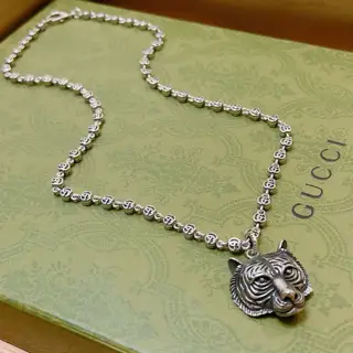 The latest Gucci necklace