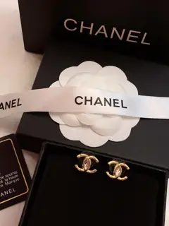 Chanel Small Pearl Earrings