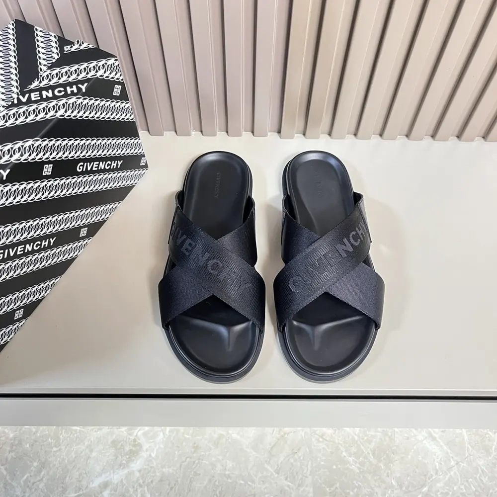 Givenchy slippers