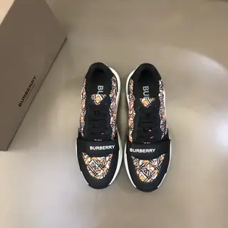 BURBERRY Men’s height-increasing sneakers