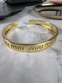 miumiu letter bracelet