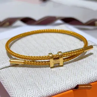 Hermès bracelet is a real test of the craftsmanship of the craftsman. To ensure that the