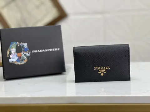 prada Card Holder